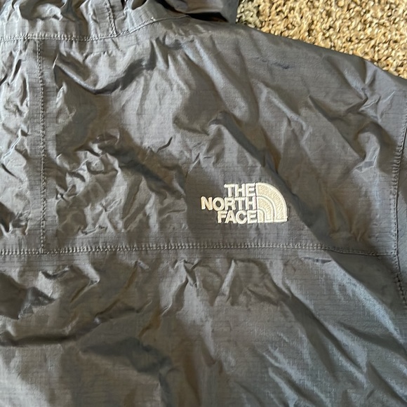 Northface jacket woman’s size large, black and white - Picture 6 of 8